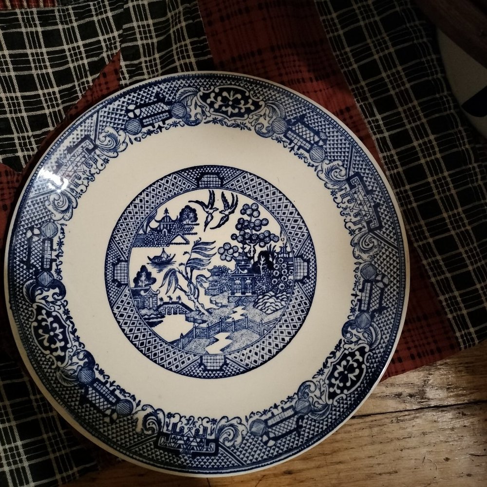 Willow plate